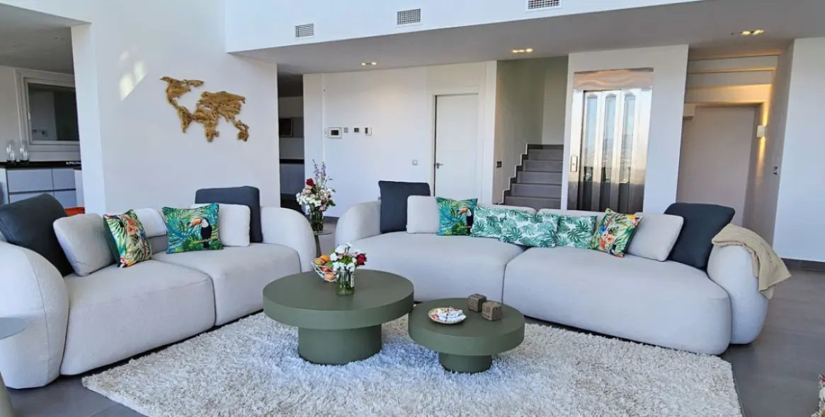 Краткосрочная аренда  отдельно стоящей виллы в La Mairena 6