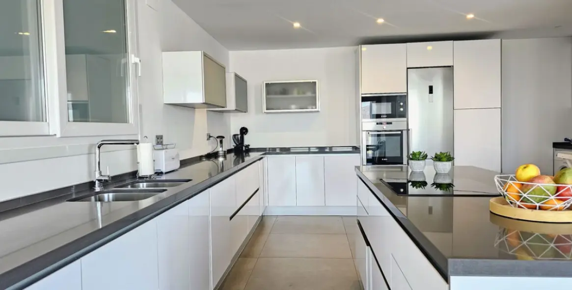 Краткосрочная аренда  отдельно стоящей виллы в La Mairena 17