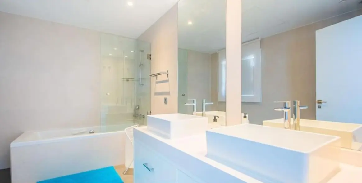 Short-term rent of detached villa in La Mairena 29