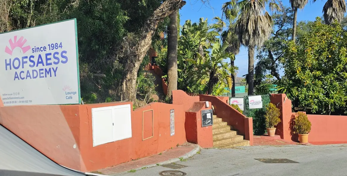 Short-term rent of detached villa in La Mairena 34