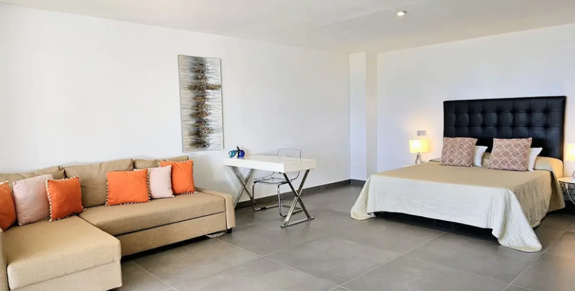 Short-term rent of detached villa in La Mairena 38