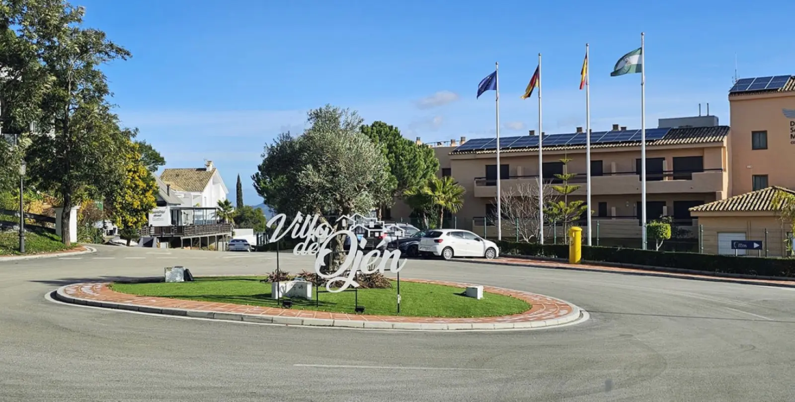 Short-term rent of detached villa in La Mairena 33