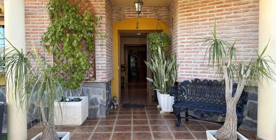 Venta de villa independiente en Rincón de la Victoria 4