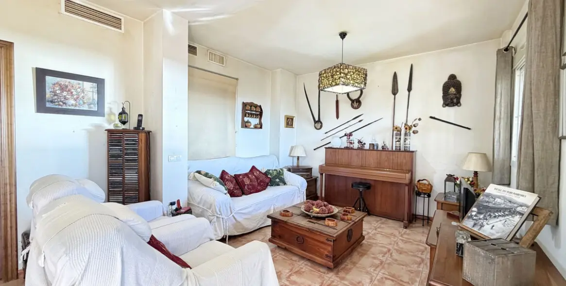 Venta de villa independiente en Rincón de la Victoria 13