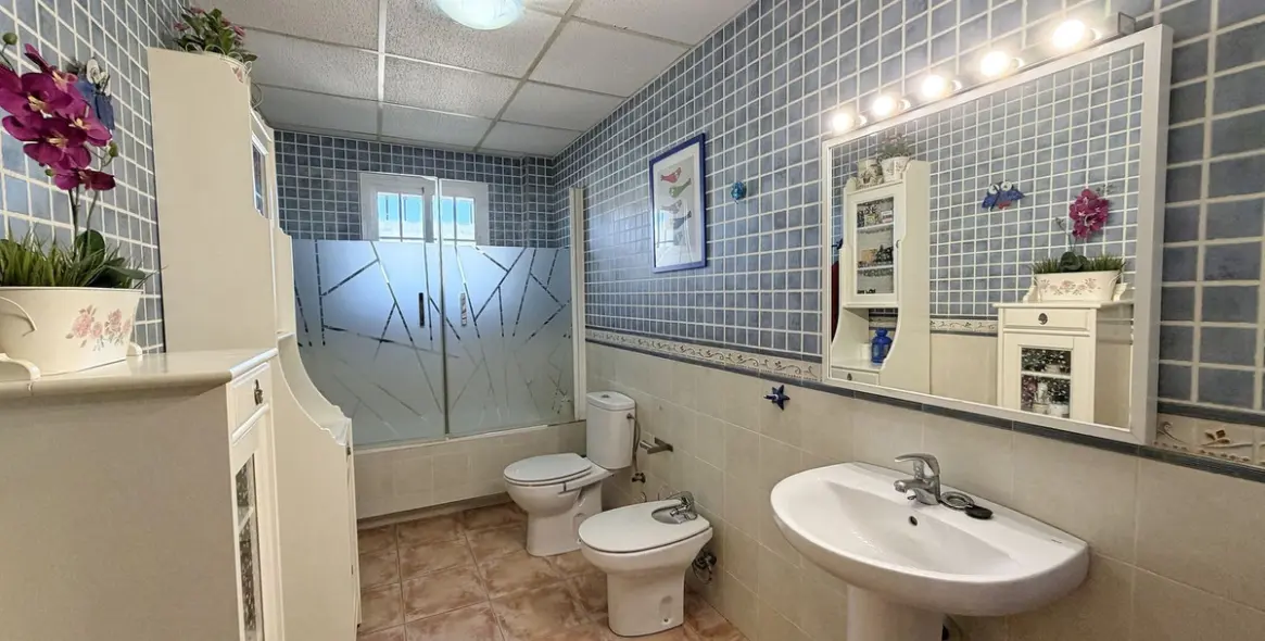 Venta de villa independiente en Rincón de la Victoria 18