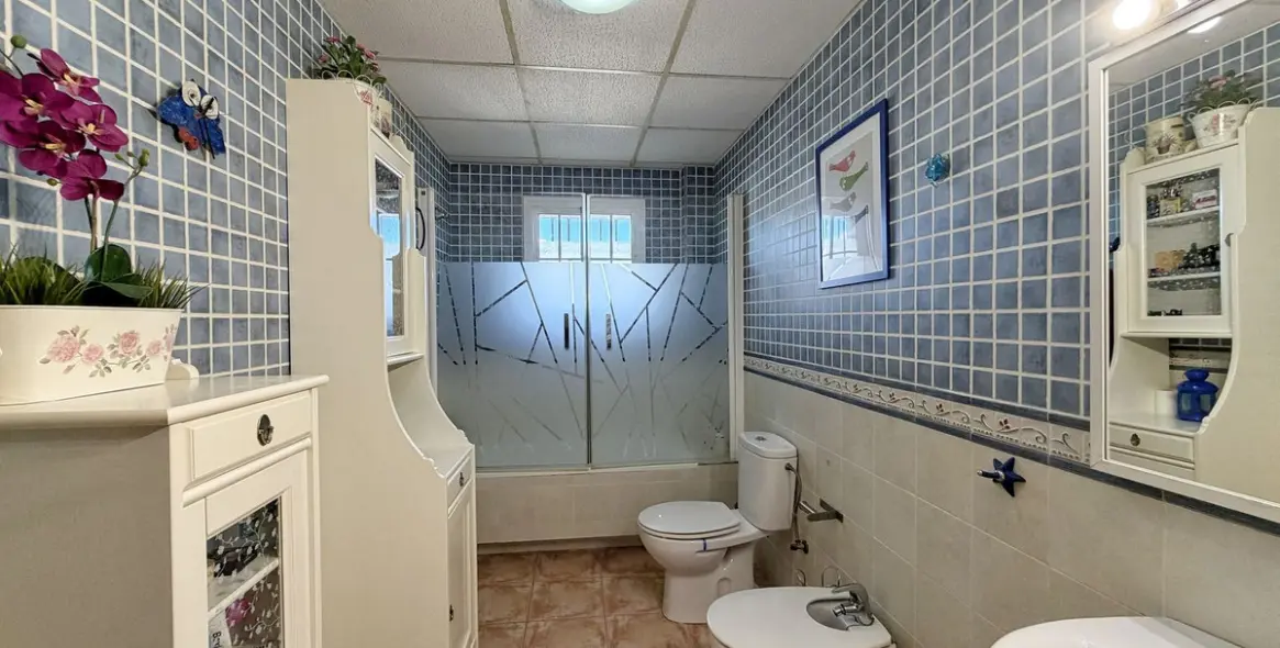 Venta de villa independiente en Rincón de la Victoria 19