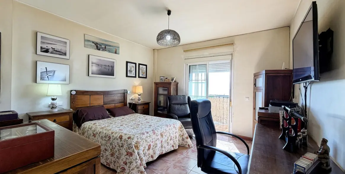 Sale of detached villa in Rincón de la Victoria 27