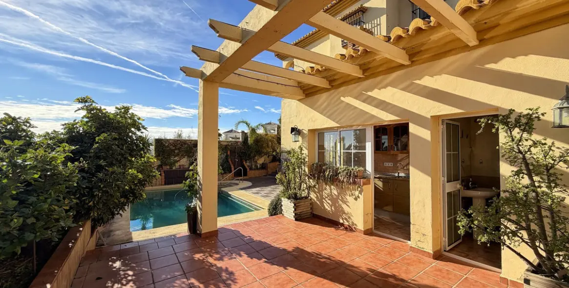 Sale of detached villa in Rincón de la Victoria 29