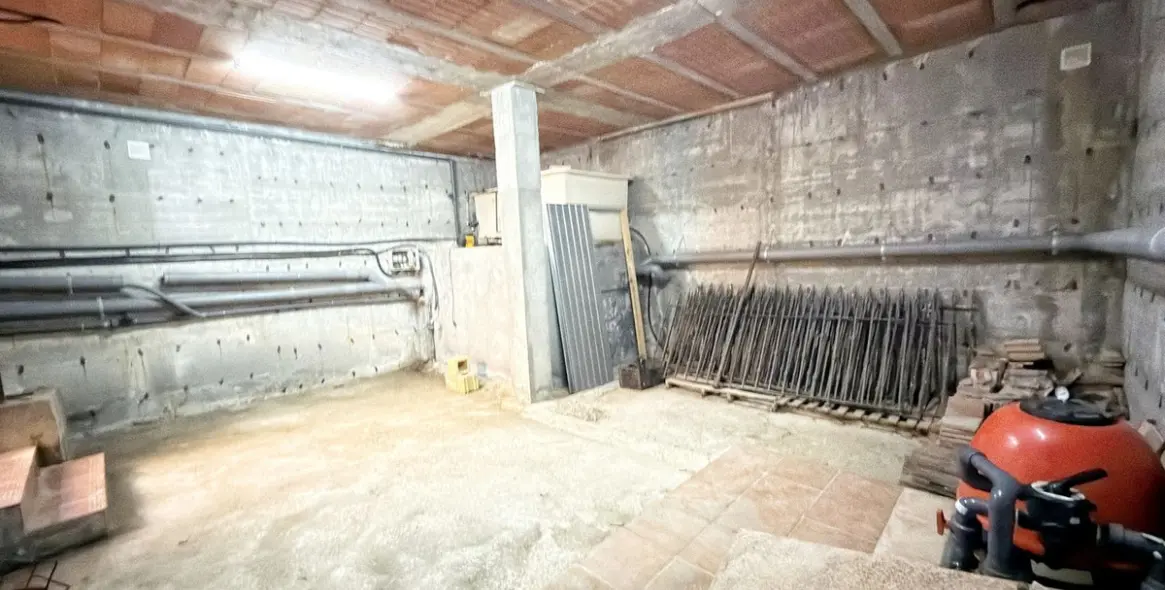 Sale of detached villa in Rincón de la Victoria 38