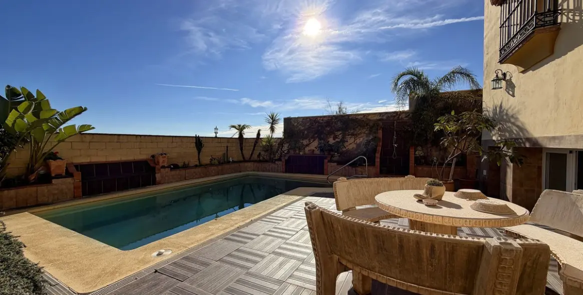 Sale of detached villa in Rincón de la Victoria 48