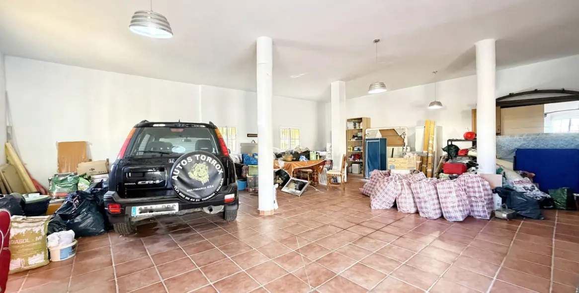 Sale of detached villa in Rincón de la Victoria 49