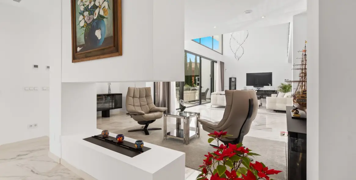 Venta de villa independiente en Estepona 6