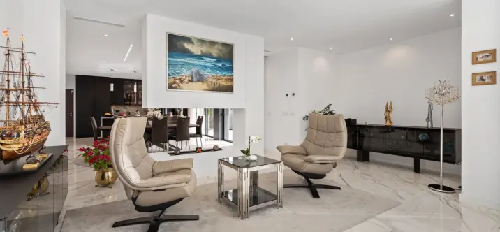 Venta de villa independiente en Estepona 4