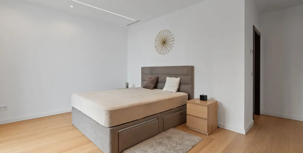 Venta de villa independiente en Estepona 19