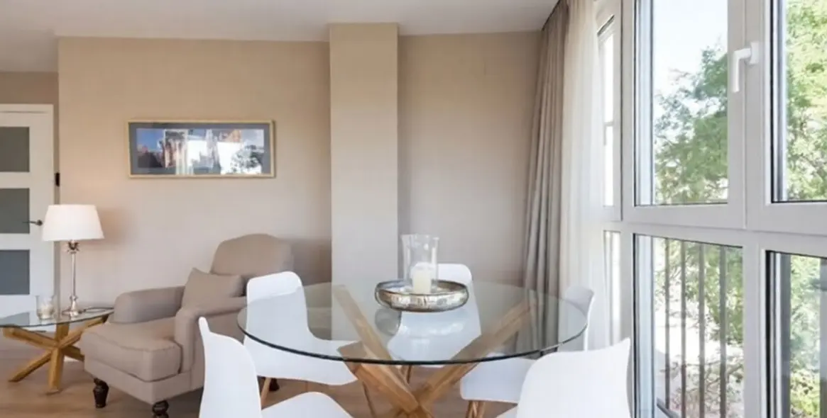Venta de apartamento en planta media en Málaga Centro 2