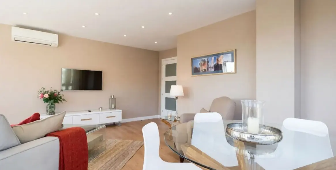 Venta de apartamento en planta media en Málaga Centro 3