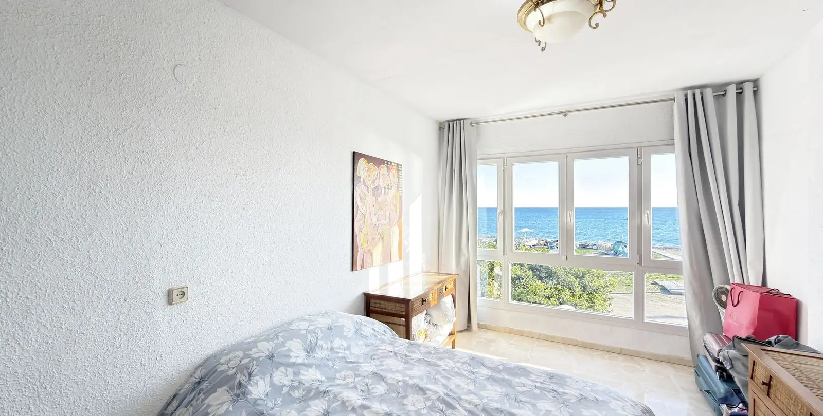 Sale of penthouse in Cala del Moral 24