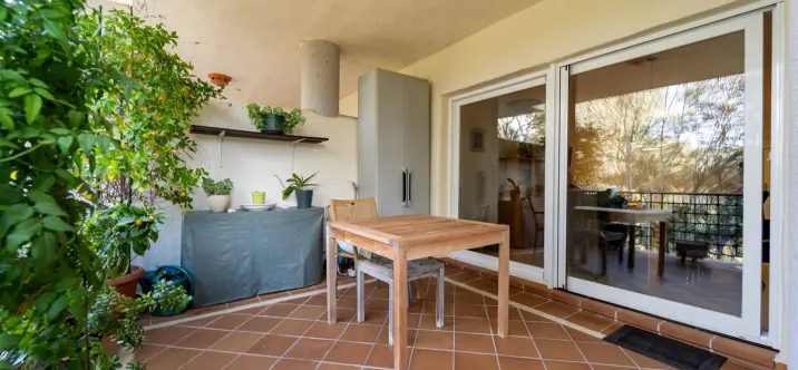 Продажа апартаментов на первом этаже в Elviria 2