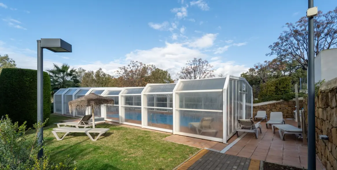 Продажа апартаментов на первом этаже в Elviria 33