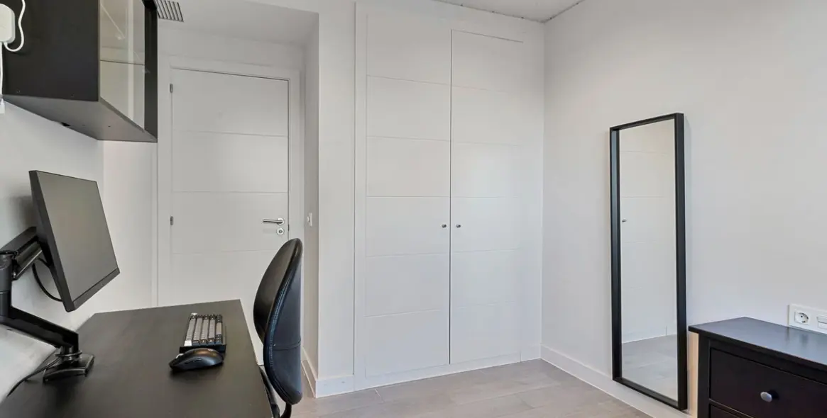 Продажа апартаментов на первом этаже в Mijas Costa 23