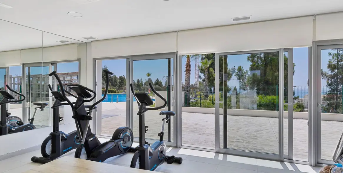 Продажа апартаментов на первом этаже в Mijas Costa 30