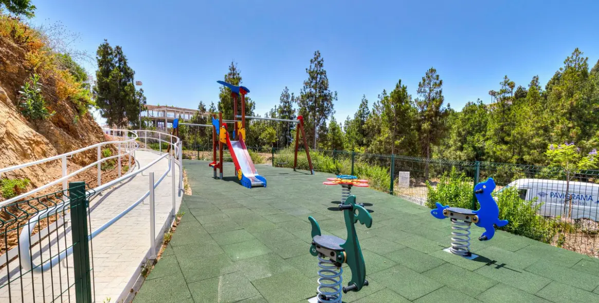 Продажа апартаментов на первом этаже в Mijas Costa 34