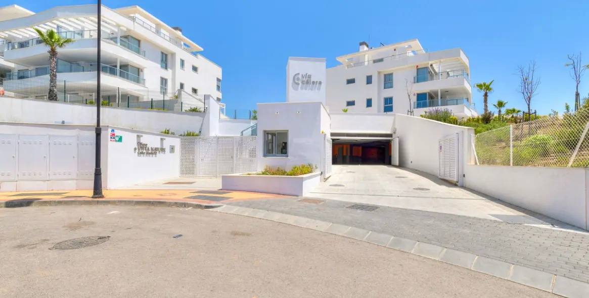 Продажа апартаментов на первом этаже в Mijas Costa 36