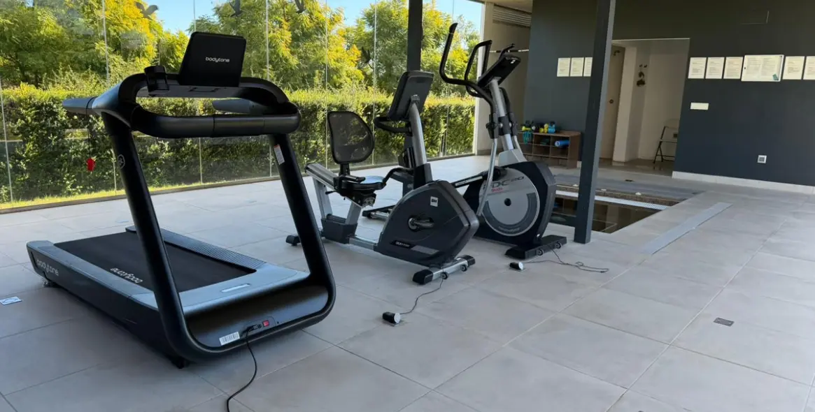 Venta de apartamento en planta baja en Estepona 15