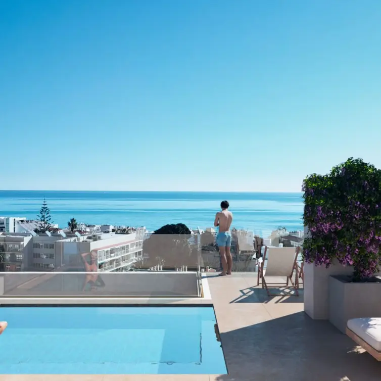Sale of middle floor apartment in Torremolinos