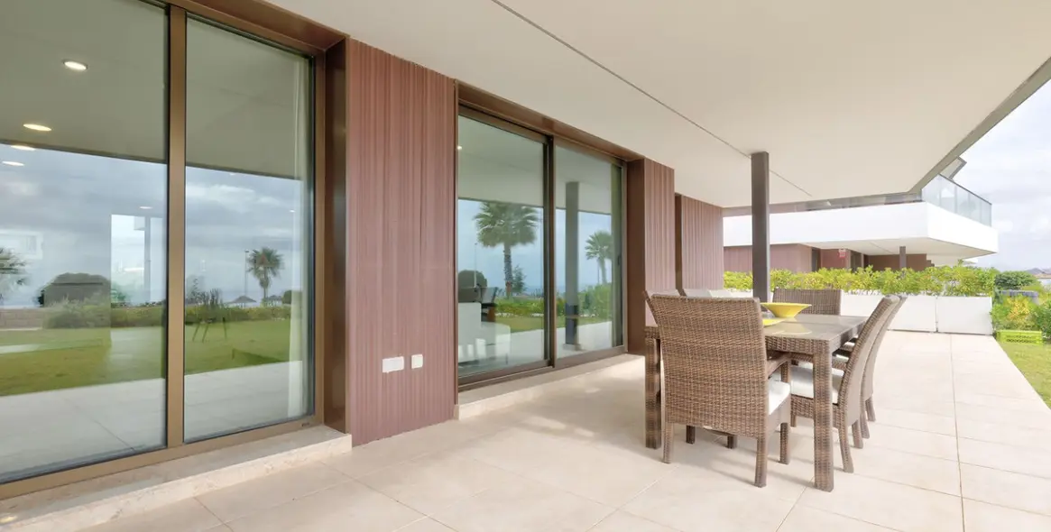 Venta de apartamento en planta baja en Casares 3