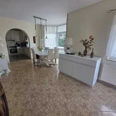 Venta de villa independiente en Calahonda