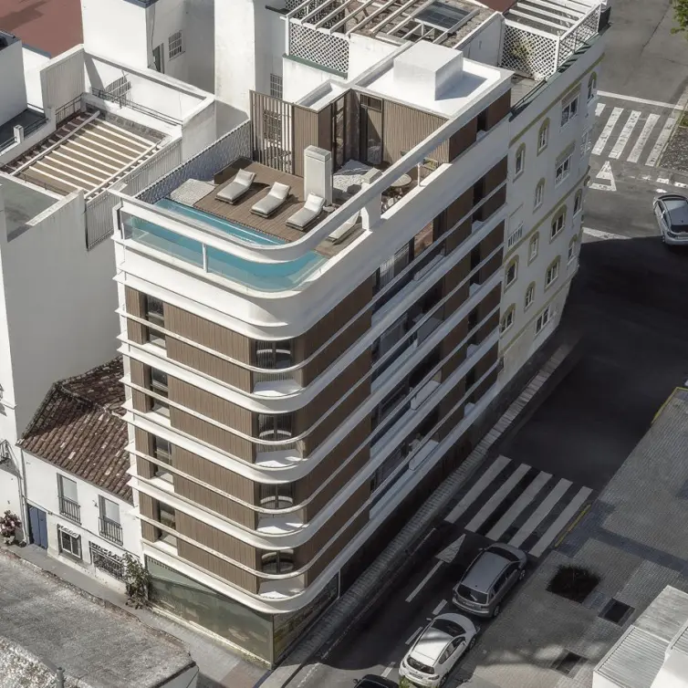 Продажа апартаментов на среднем этаже в Estepona