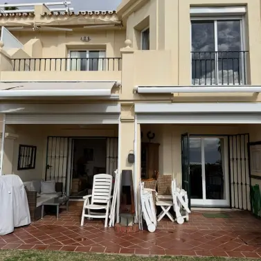 Venta de adosado en La Quinta