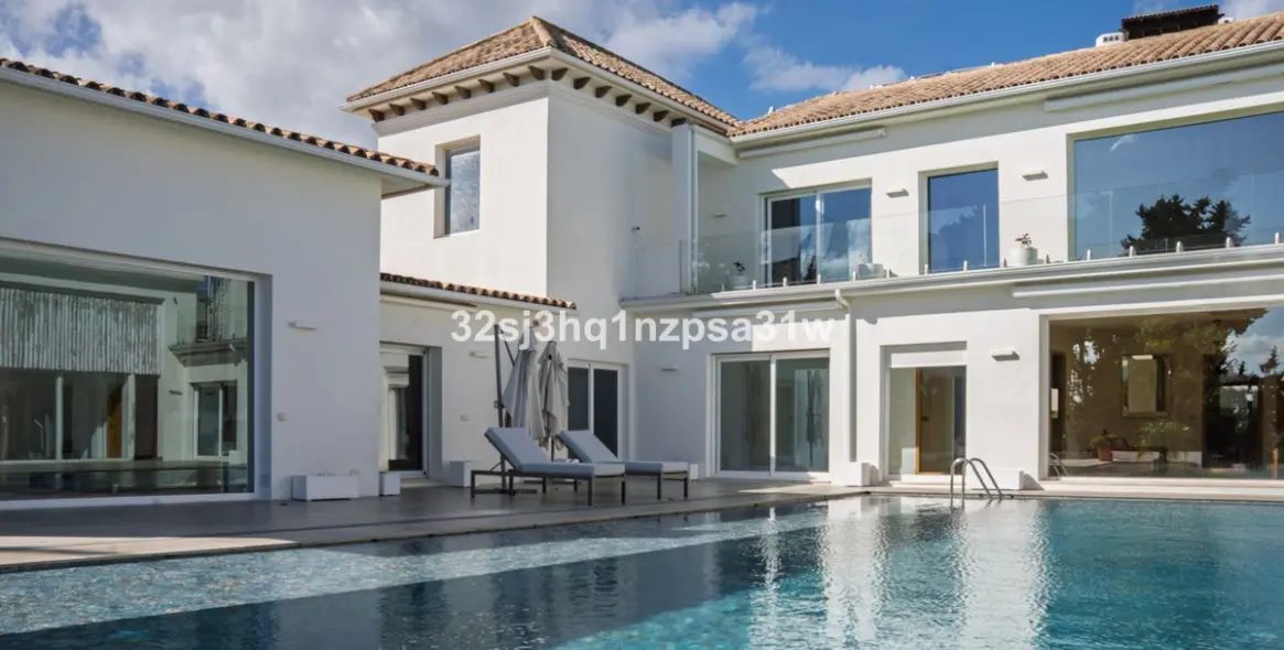 Venta de villa independiente en Guadalmina Alta 2