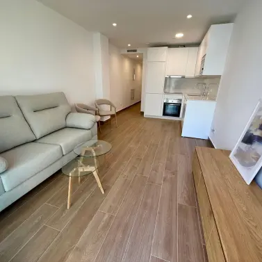 Долгосрочная аренда апартаментов на среднем этаже в Fuengirola