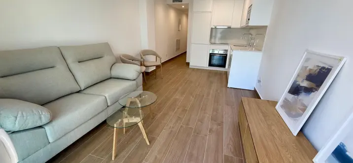 Alquiler a largo plazo de apartamento en planta media en Fuengirola 4