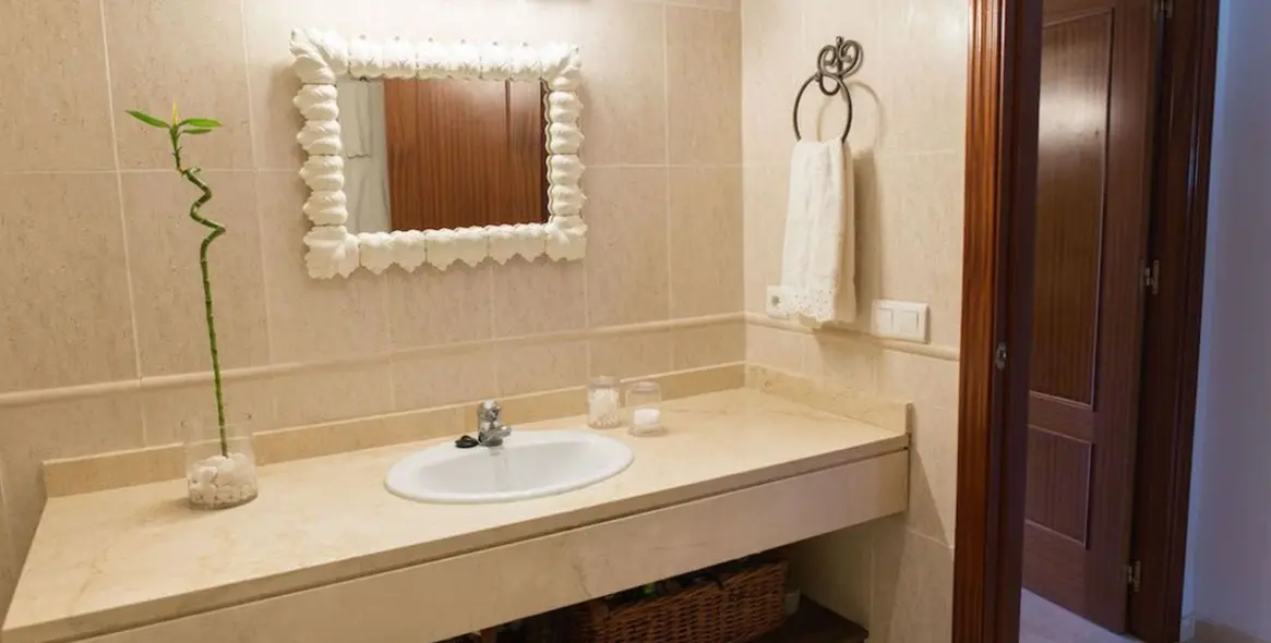 Sale of penthouse duplex in La Duquesa 10