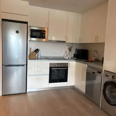 Sale of middle floor apartment in Estepona