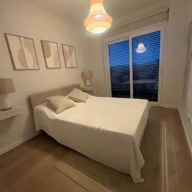 Sale of middle floor apartment in Estepona