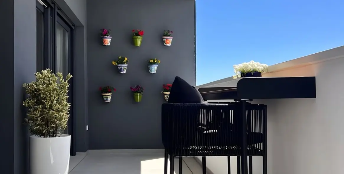 Venta de apartamento en planta media en Estepona 7