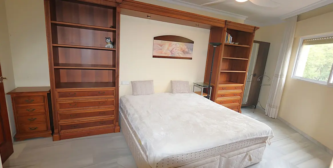 Sale of penthouse in Fuengirola 12