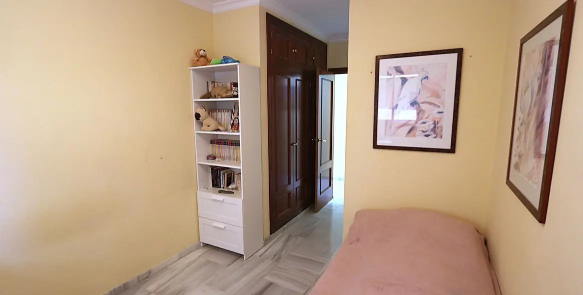 Sale of penthouse in Fuengirola 14