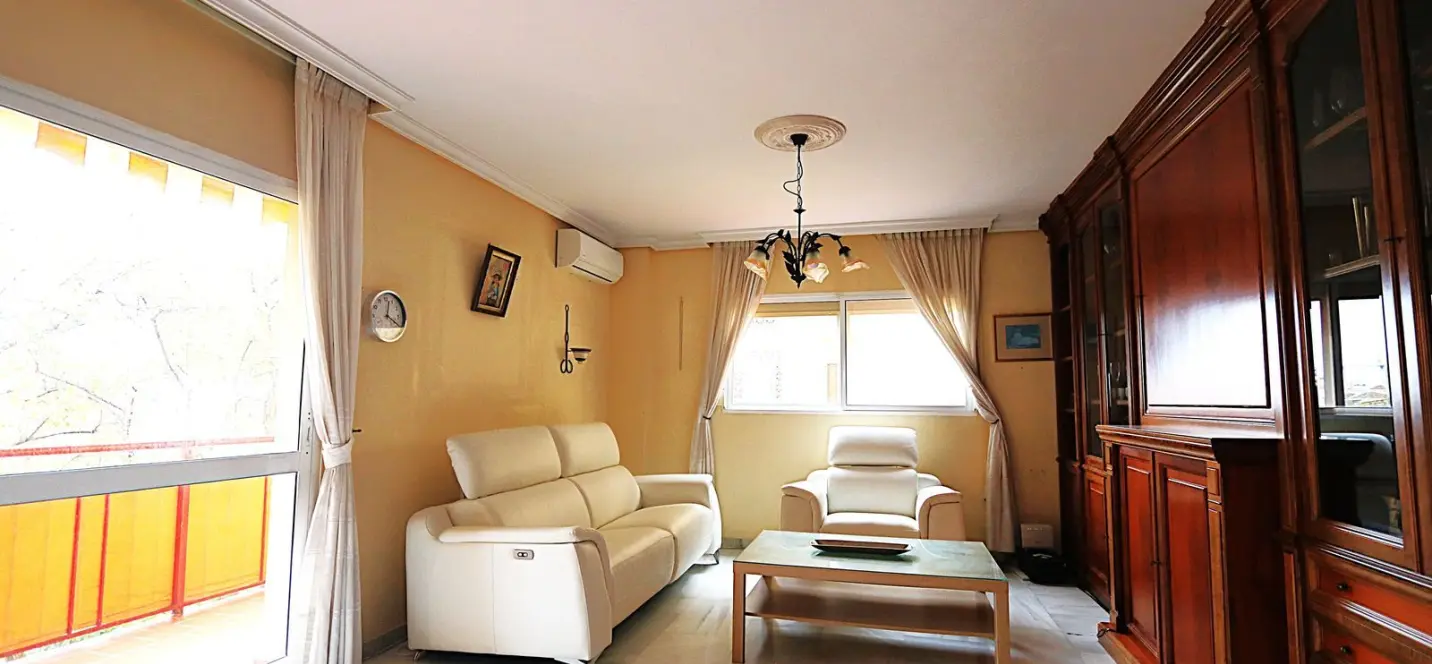 Sale of penthouse in Fuengirola 3