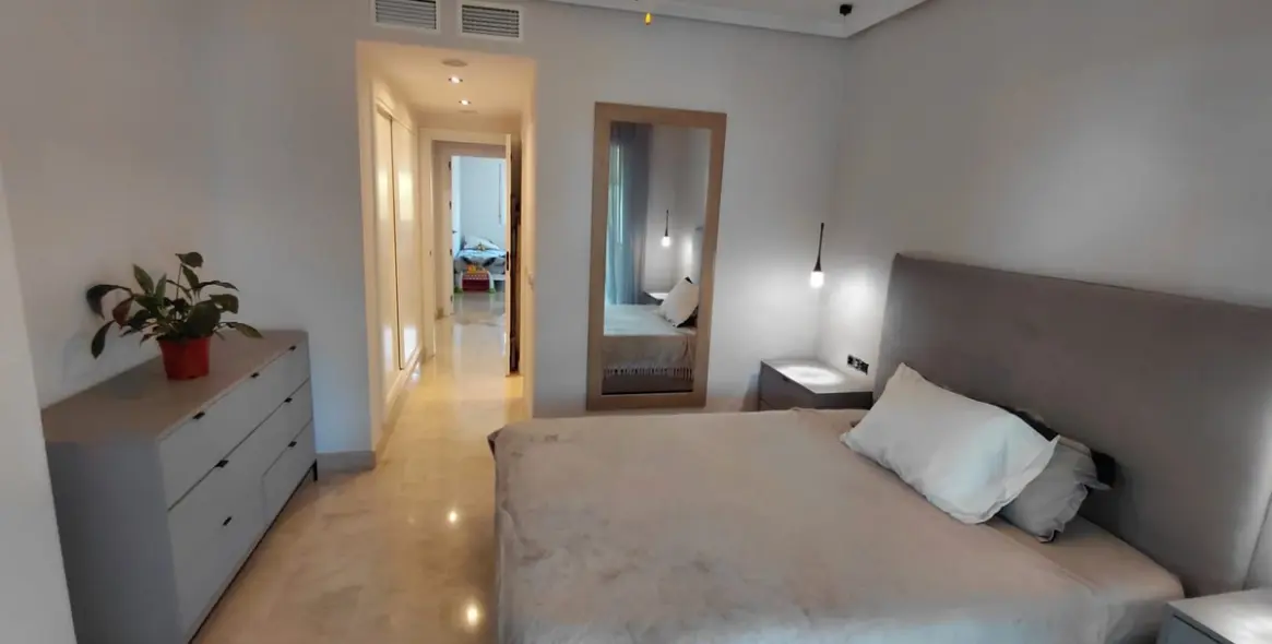 Продажа апартаментов на среднем этаже в Marbella 8