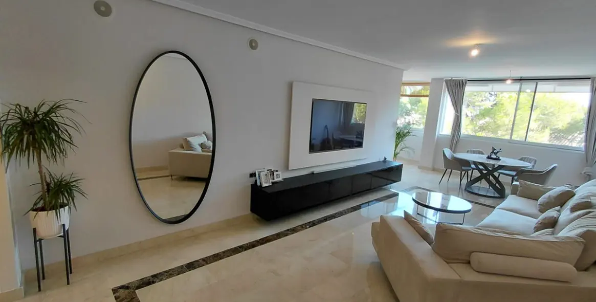 Продажа апартаментов на среднем этаже в Marbella 13