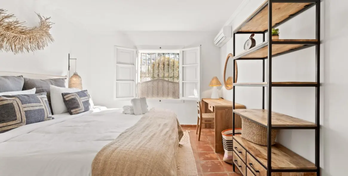 Sale of townhouse in La Heredia 14