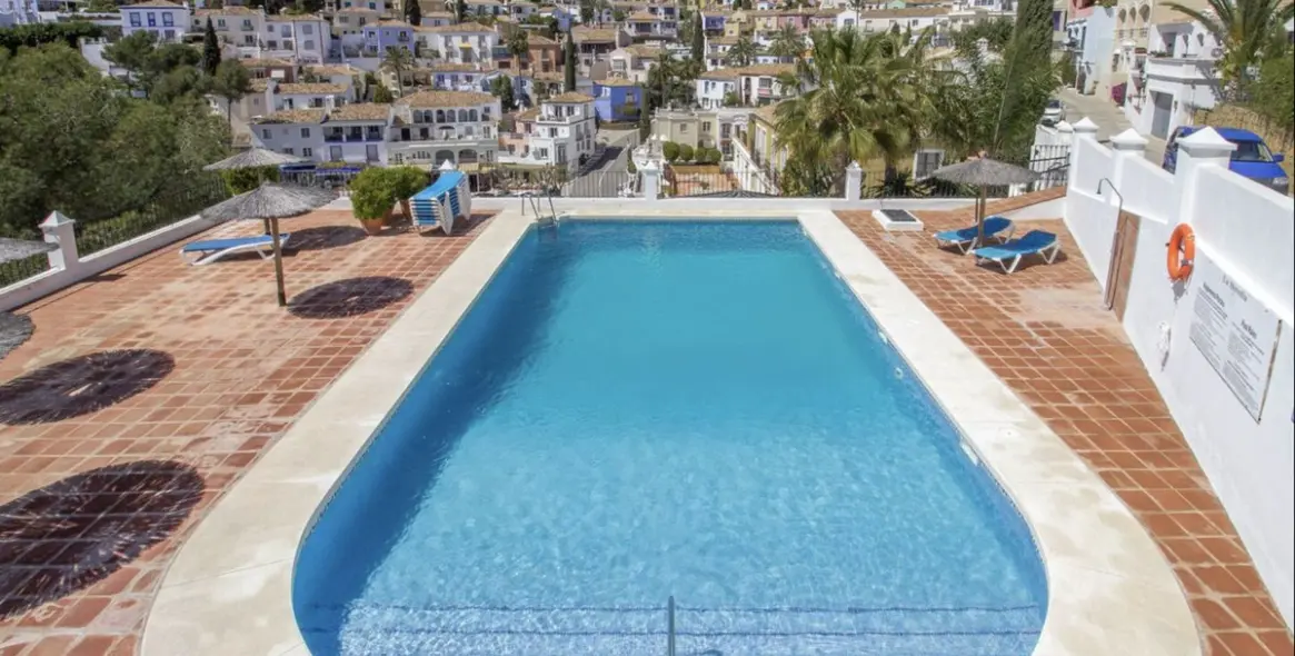 Venta de adosado en La Heredia 21