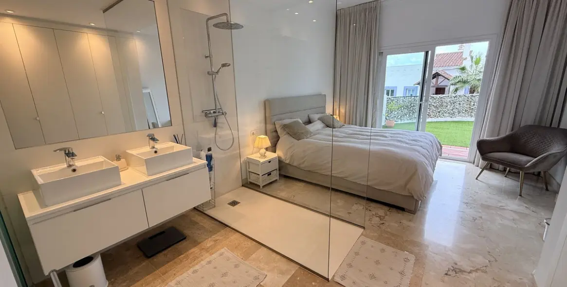 Продажа апартаментов на первом этаже в Benahavís 6