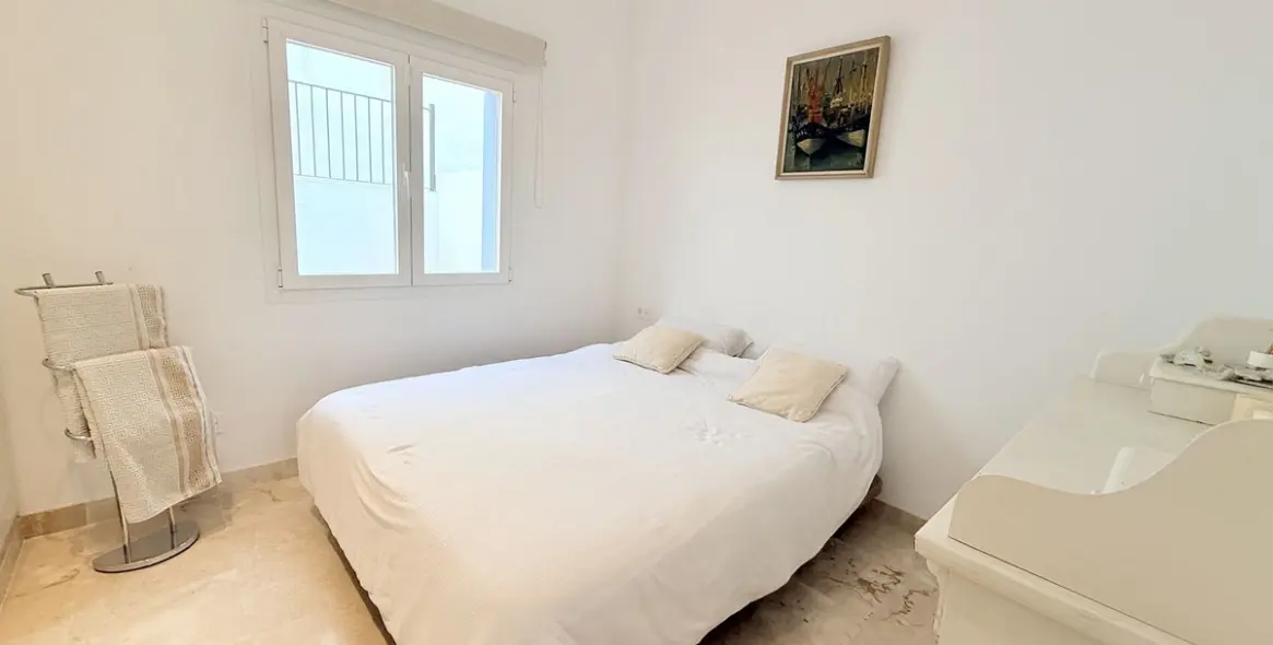 Продажа апартаментов на первом этаже в Benahavís 9