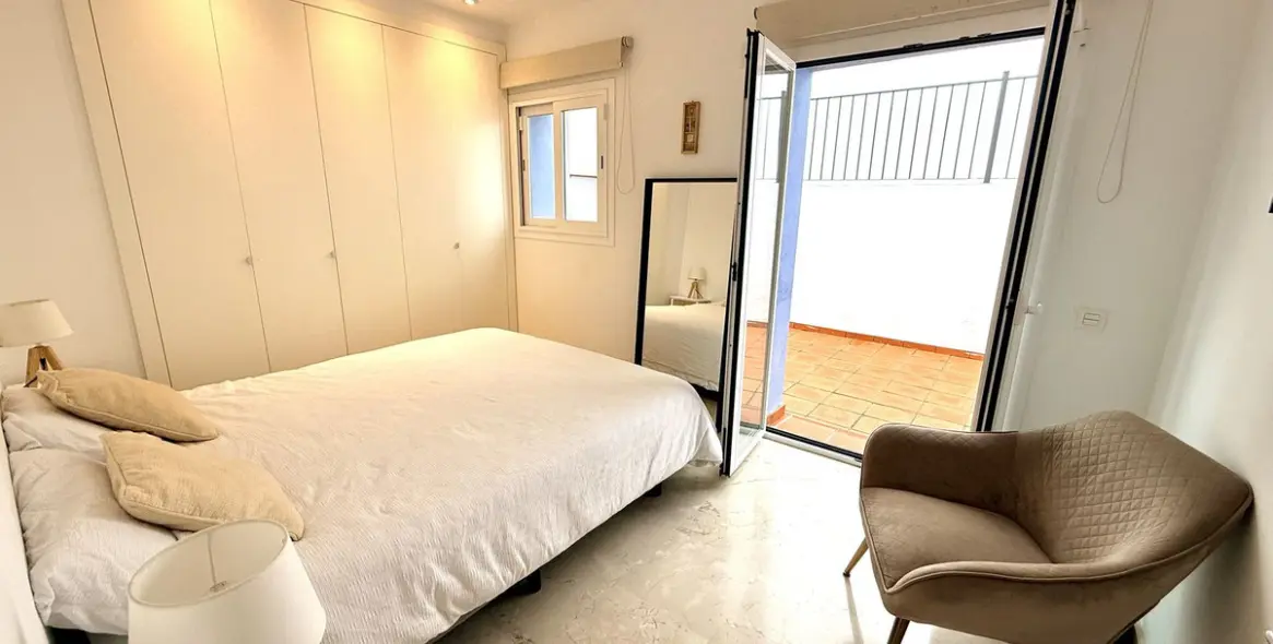 Продажа апартаментов на первом этаже в Benahavís 12